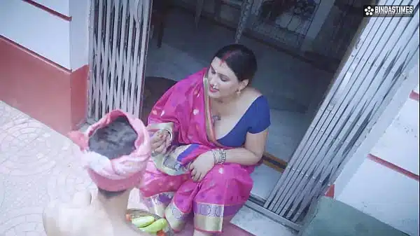 Desi Sabjiwala Fucks Big Boobs Bhabhiji While Selling Grocery To Her Hindi Audio