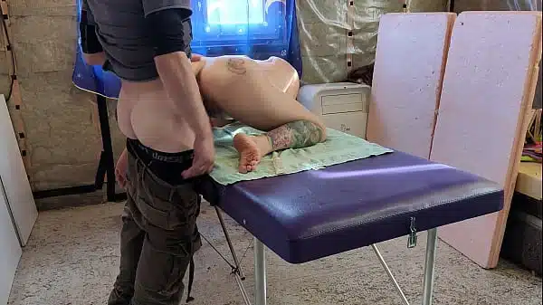 Massagist Fucking Pretty Girl With Hairy Pussy In Doggy And Cummed On Her Ass
