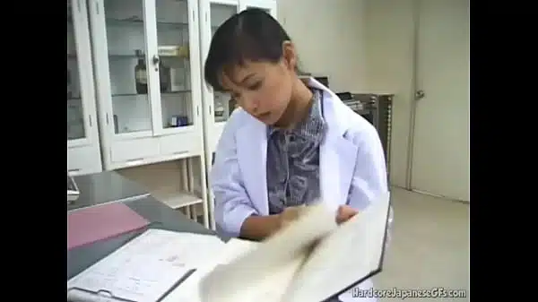 Mom From Japan Gets Her Pussy Railed