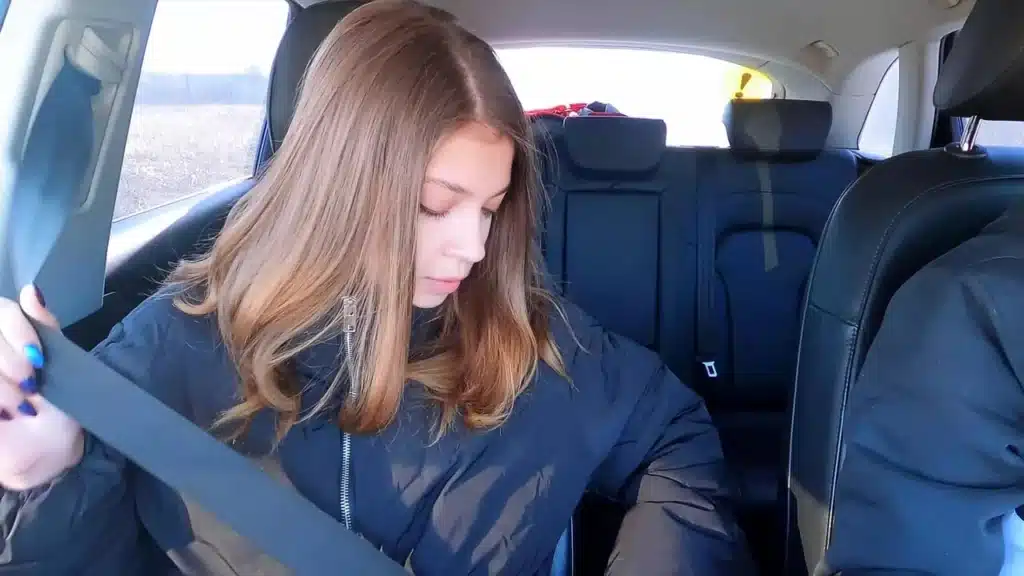 Naive Girl Hitchhiker Thought It Would Ride Free 5