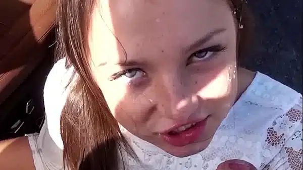 Une Jeune Fille Mignonne De 18 Ans Se Fait Sodomiser Et Ejac Faciale Mofos21