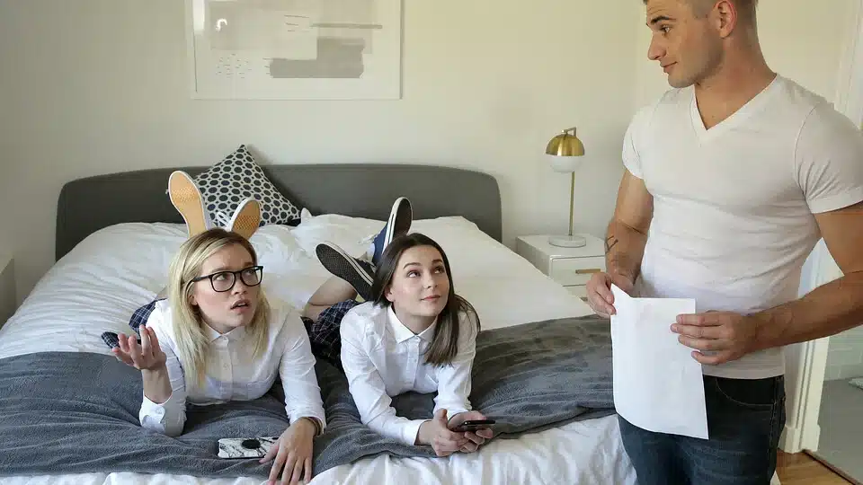 Watch Me Fuck Your Friend S12E4