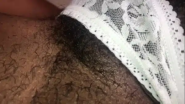 Nellycantsay Hairy Lips