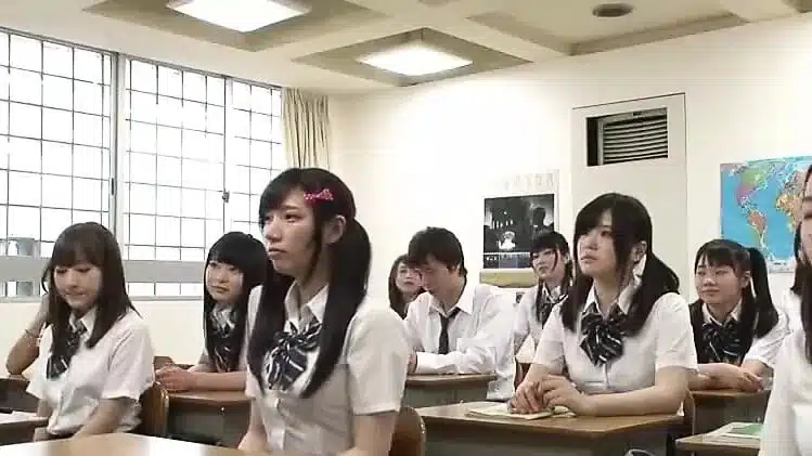 5H10 Legal Japanese Schoolgirls Reverse Gang Bang Compilatio 1