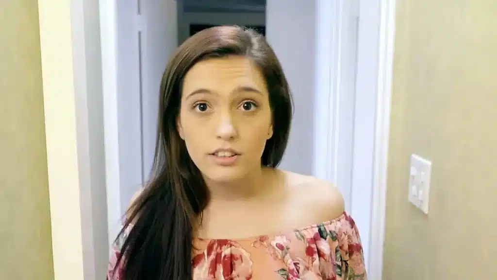 Step Mom And Sis Catch Him Looking At Porn S8E8