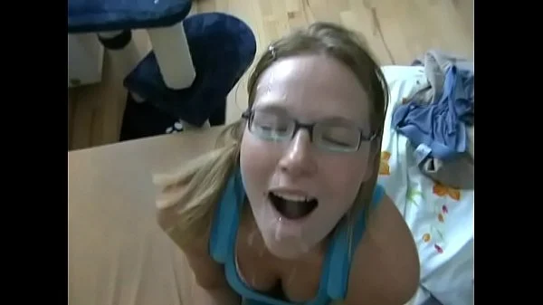 Amateur Sweet Anne Blow Job And Bonus Cum Shots Greatxcams Com