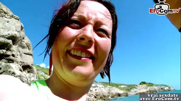 French Amateur Mom Try Sex On The Beach With Short Anal