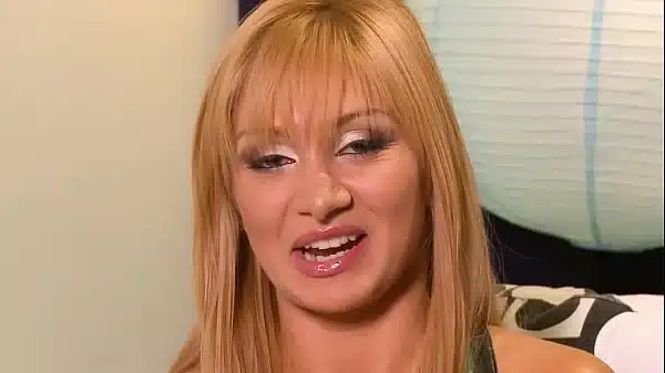 She Wraps Her Thick Lips Around Her Lovers Cock And Slurps Up That Man Meat To Get Him