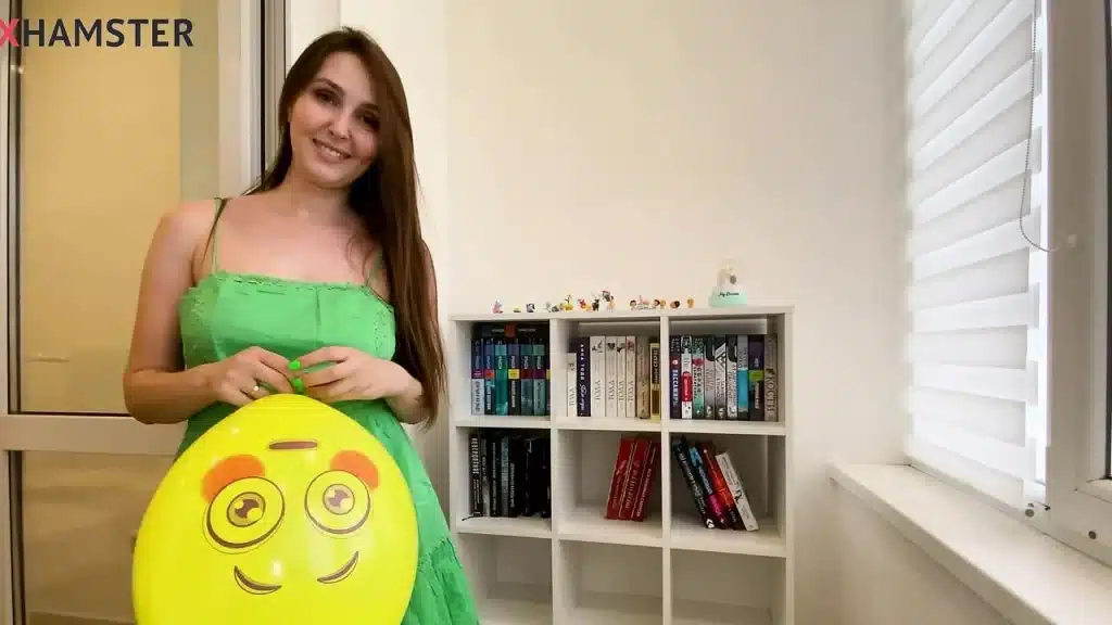 Stepmom Gave Her Pussy To Her Stepson For His Birthday 1