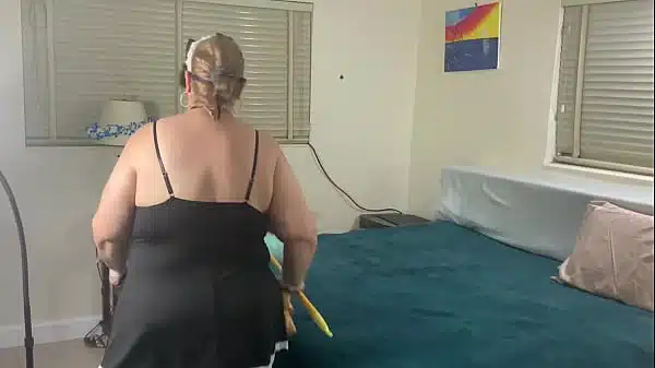 Big Ass Big Tits Hot Blonde Milf Bbw Mom Maid Fucked Black Guy Fucking Maid Big Wet Juicy Pussy Cum In Mouth Jerking Big Load For Ssbbw