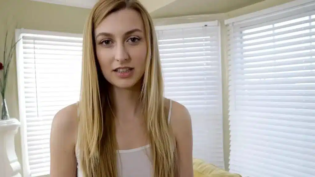 Catching On My Stepsister S5E9 1