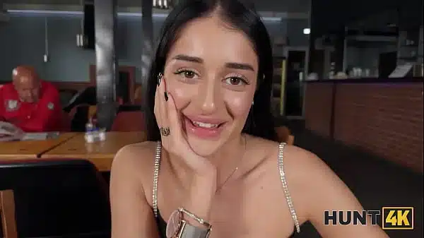 Hunt4K Hunter Found A Pretty Babe Ara Mix In A Cafe And Showed Her Real Doggystyle