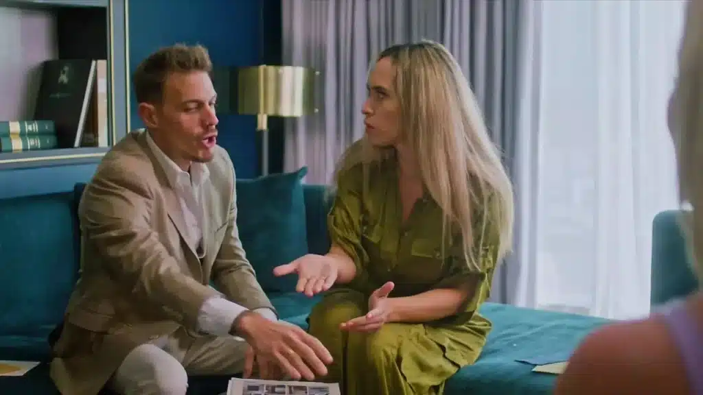 Milfy Anal Hungry Voluptuous Savannah Seduces New Groom 2