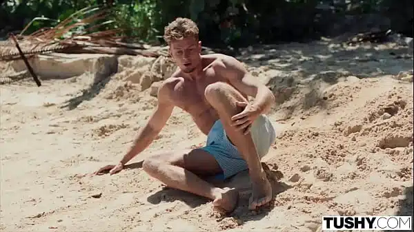 Nicole Attracts A Guy On The Beach While Shes On Vacation They Dont Speak The Same Language But Hell Go High And Low To Impress Her